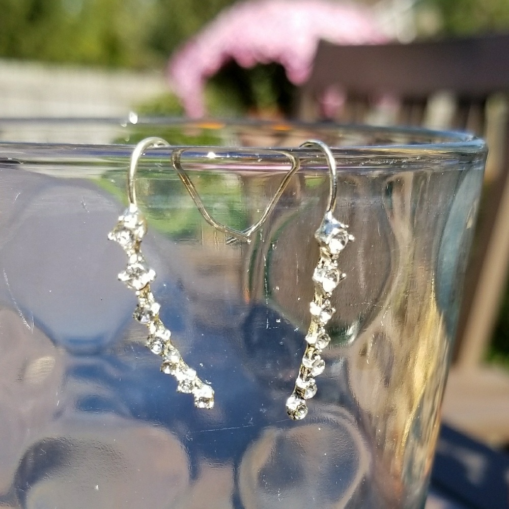 SOLD AT GARAGE SALE - Picture 3 of 4